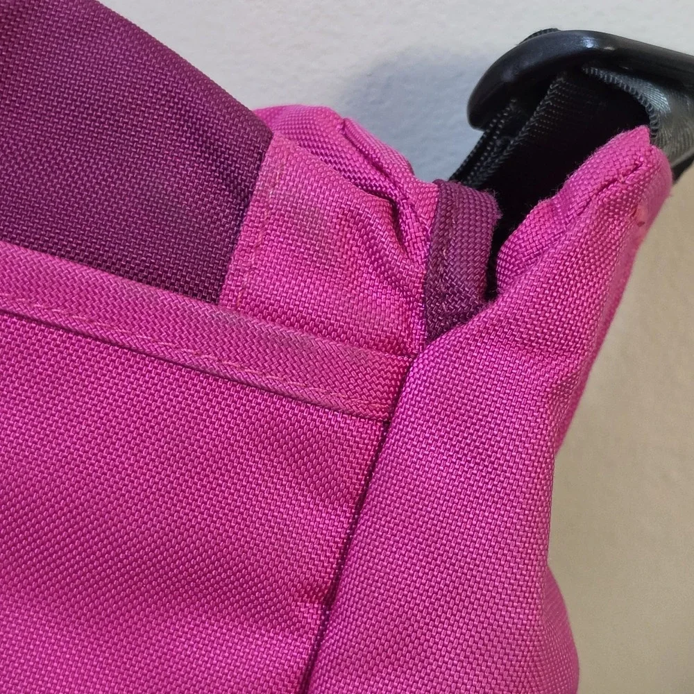 Patagonia Mini Mass Messenger Bag Purple Reflective Adjustable Strap